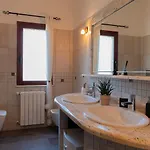 Beth La Casa Della Luna Πανσιόν